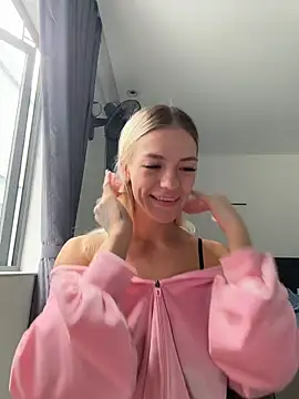 -Sexy Barbie- online show from November 27, 2025, 4:46 am