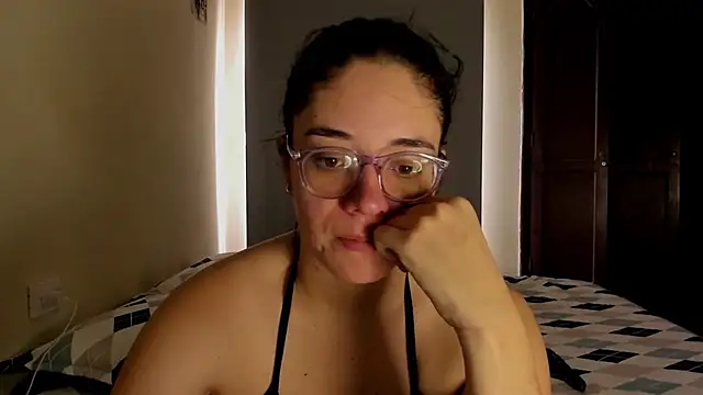 atenas 05  online show from July 26, 2026, 4:25 pm