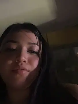 Snapshot of alisson_carolina73 chatting on February 12, 2025, 5:58 am alisson carolina73 online show from February 12, 2025, 5:58 am