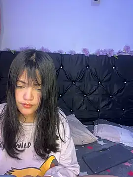 Snapshot of alisson_carolina73 chatting on March 18, 2025, 4:18 am alisson carolina73 online show from March 18, 2025, 4:18 am