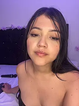 Snapshot of alisson_carolina73 chatting on January 27, 2025, 3:26 am alisson carolina73 online show from January 27, 2025, 3:26 am