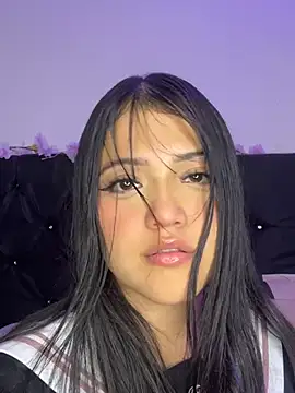 Snapshot of alisson_carolina73 chatting on February 6, 2025, 3:59 am alisson carolina73 online show from February 6, 2025, 3:59 am