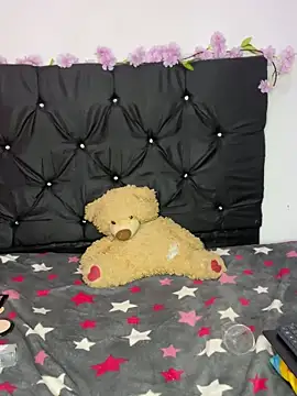 Snapshot of alisson_carolina73 chatting on March 16, 2025, 9:05 pm alisson carolina73 online show from March 16, 2025, 9:05 pm