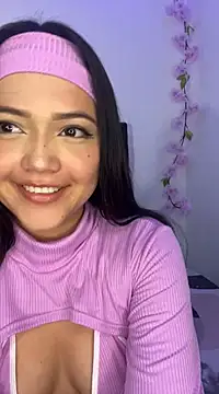 Snapshot of alisson_carolina73 chatting on February 4, 2025, 1:13 am alisson carolina73 online show from February 4, 2025, 1:13 am