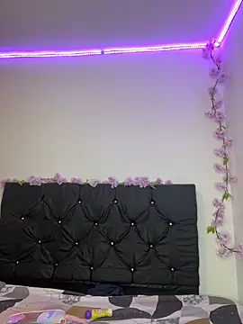 Snapshot of alisson_carolina73 chatting on March 7, 2025, 3:19 am alisson carolina73 online show from March 7, 2025, 3:19 am