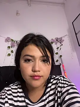 alisson carolina73 online show from February 28, 2026, 3:39 am