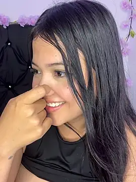 Snapshot of alisson_carolina73 chatting on February 1, 2025, 3:52 am alisson carolina73 online show from February 1, 2025, 3:52 am