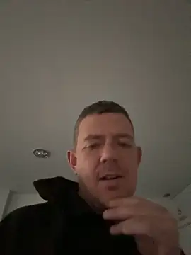 Snapshot of mrwright878787 chatting on November 16, 2025, 10:20 am mrwright878787 online show from November 16, 2025, 10:20 am