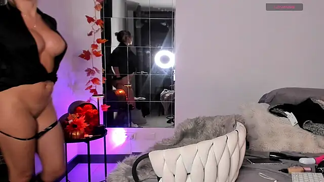 sammanthalove online show from October 23, 2025, 2:54 am