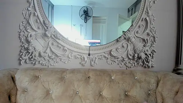 Carohorny4u online show from April 16, 2026, 2:12 am