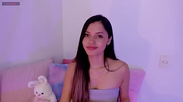 Snapshot of Brisa_blue chatting on May 5, 2026, 7:39 pm Brisa blue online show from May 5, 2026, 7:39 pm