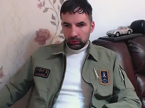 Leo 1617 online show from March 25, 2026, 6:29 pm