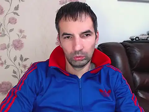 Leo 1617 online show from November 24, 2025, 8:58 am