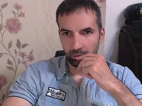 Leo 1617 online show from July 13, 2026, 7:24 pm