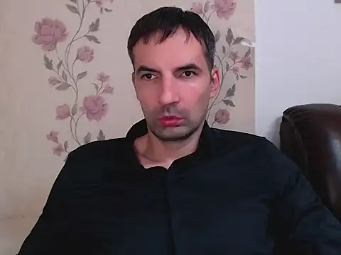 Leo 1617 online show from November 29, 2025, 7:58 pm