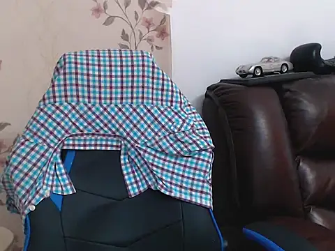 Leo 1617 online show from April 5, 2026, 12:12 pm