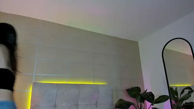 Karito-28 online show from November 10, 2025, 12:10 pm