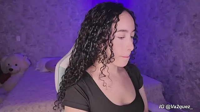 Heyloreley online show from March 14, 2026, 3:01 am