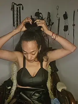 SamaraMartinez online show from April 9, 2026, 10:43 am