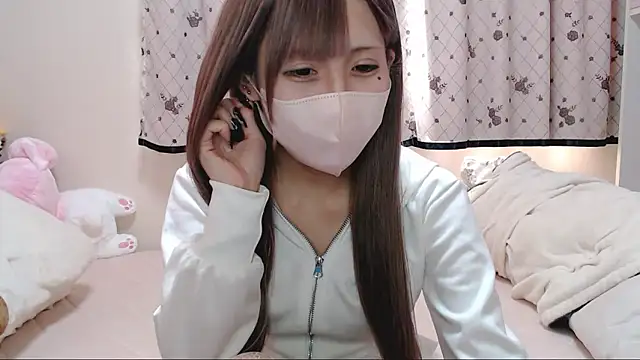  hiyor  online show from November 21, 2025, 6:12 am