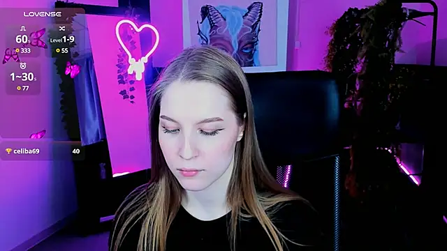 CuteMousee online show from February 25, 2025, 5:51 pm