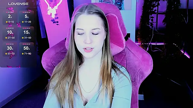 CuteMousee online show from October 6, 2025, 5:19 am