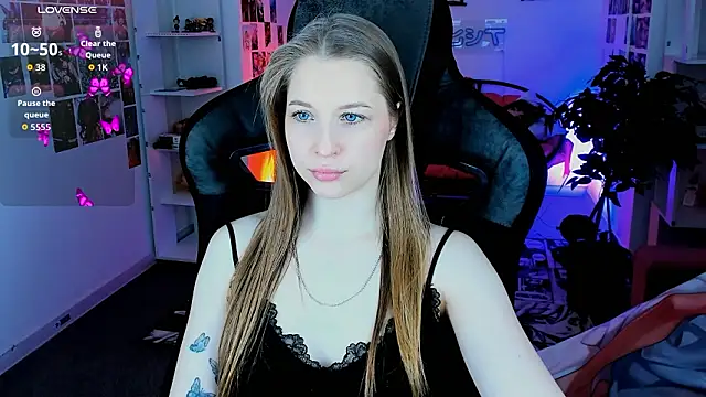 CuteMousee online show from March 25, 2026, 10:47 am