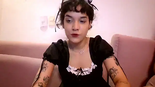 kimmykink online show from February 12, 2026, 10:42 pm