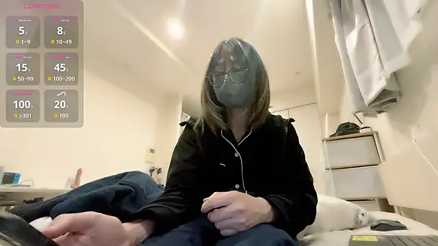 Snapshot of mel__mel chatting on December 20, 2025, 3:37 pm mel mel online show from December 20, 2025, 3:37 pm