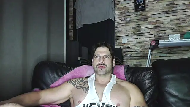 XxBigboybandxX online show from January 15, 2026, 6:55 pm