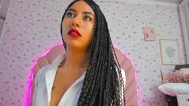 ashlyleee  online show from December 28, 2024, 12:03 pm