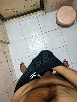 virginat32 online show from February 16, 2025, 3:05 pm