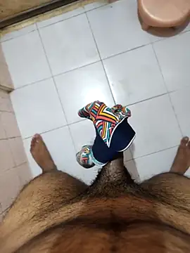 virginat32 online show from October 21, 2025, 11:53 am