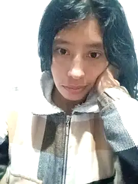 Snapshot of karolinee_66_ chatting on December 18, 2024, 7:30 pm karolinee 66  online show from December 18, 2024, 7:30 pm