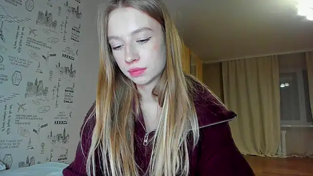 minidivaa  online show from December 14, 2025, 8:36 pm