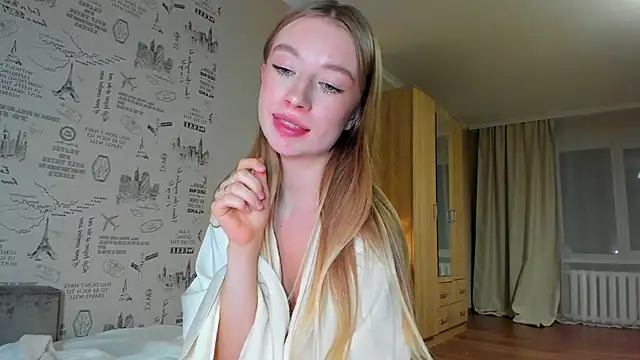 minidivaa  online show from December 5, 2025, 9:34 pm