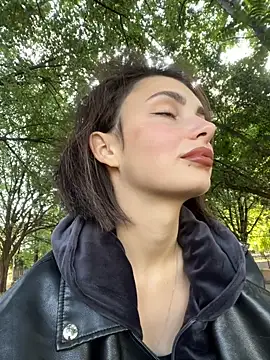 SandraCarter online show from September 14, 2025, 6:03 am