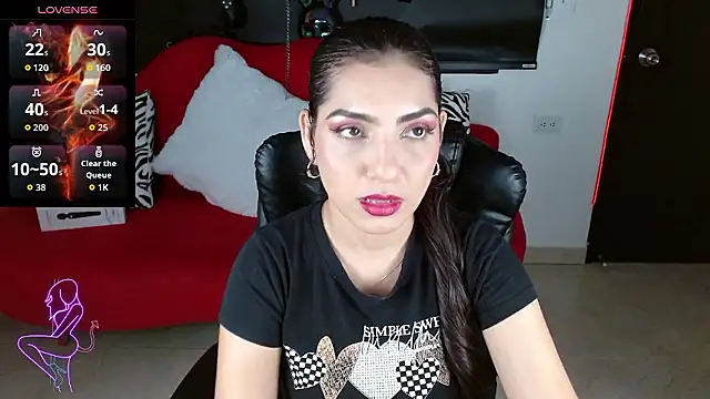 Carolaine69  online show from January 8, 2026, 1:39 pm