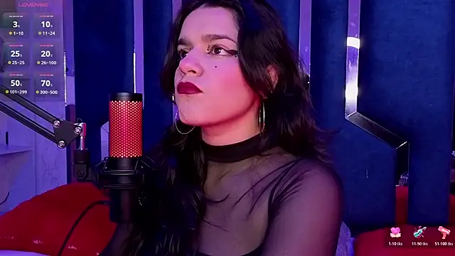 Snapshot of ValerieKay_ chatting on May 29, 2026, 4:24 pm ValerieKay online show from May 29, 2026, 4:24 pm