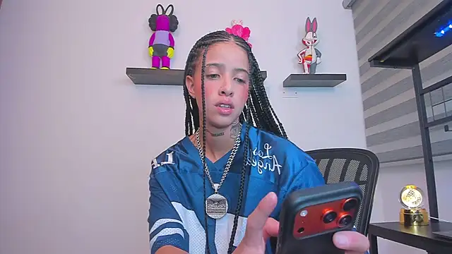 Gangster Girl online show from July 2, 2026, 2:23 am