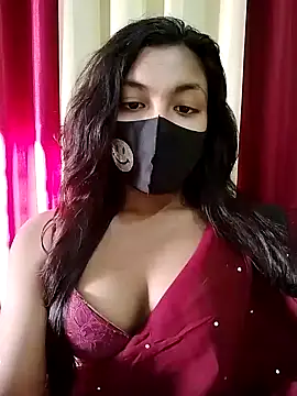 Snapshot of Myra-sen chatting on February 5, 2026, 10:33 am Myra-sen online show from February 5, 2026, 10:33 am