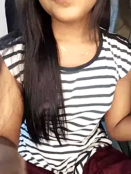 Snapshot of Myra-sen chatting on March 12, 2026, 8:13 pm Myra-sen online show from March 12, 2026, 8:13 pm