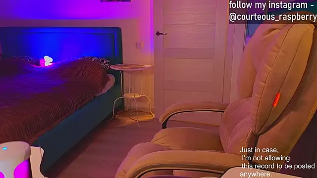 Snapshot of courteous_raspberrry chatting on January 28, 2025, 12:22 pm courteous raspberrry online show from January 28, 2025, 12:22 pm