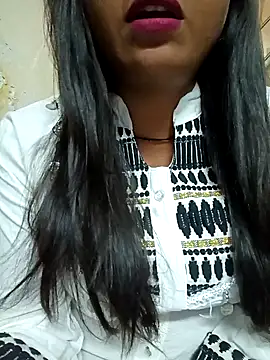 Snapshot of Simran-Simran chatting on December 23, 2024, 6:15 pm Simran-Simran online show from December 23, 2024, 6:15 pm