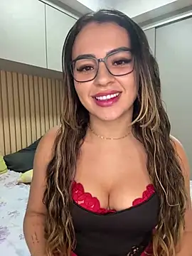 Snapshot of carol_amorim chatting on January 4, 2025, 8:27 pm carol amorim online show from January 4, 2025, 8:27 pm