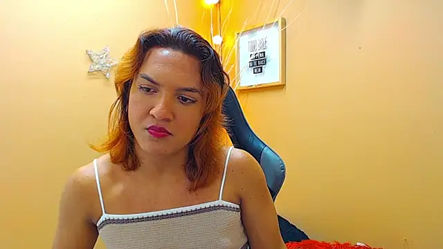 Snapshot of aslyhernandez_7 chatting on March 10, 2025, 9:40 pm aslyhernandez 7 online show from March 10, 2025, 9:40 pm