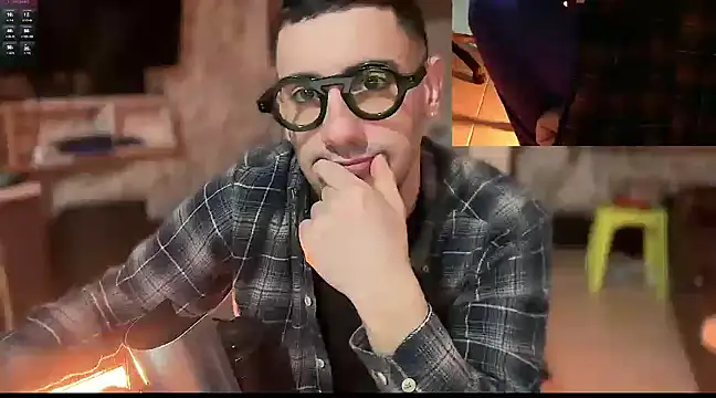 Snapshot of NofaceMan__ chatting on March 10, 2025, 9:29 pm NofaceMan online show from March 10, 2025, 9:29 pm