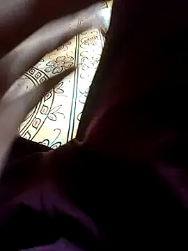 Snapshot of Johnysins24 chatting on March 18, 2025, 7:12 am Johnysins24 online show from March 18, 2025, 7:12 am