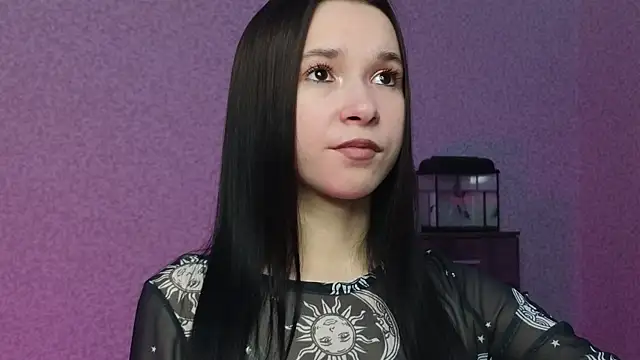 Snapshot of LilithStrangfor chatting on April 21, 2026, 10:38 pm LilithStrangfor online show from April 21, 2026, 10:38 pm