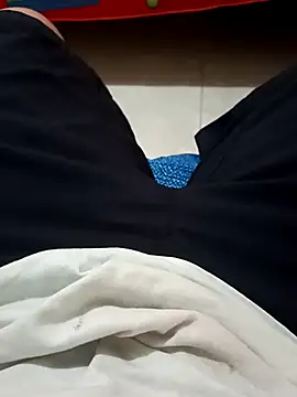 beautiful hands  online show from October 18, 2025, 9:55 am